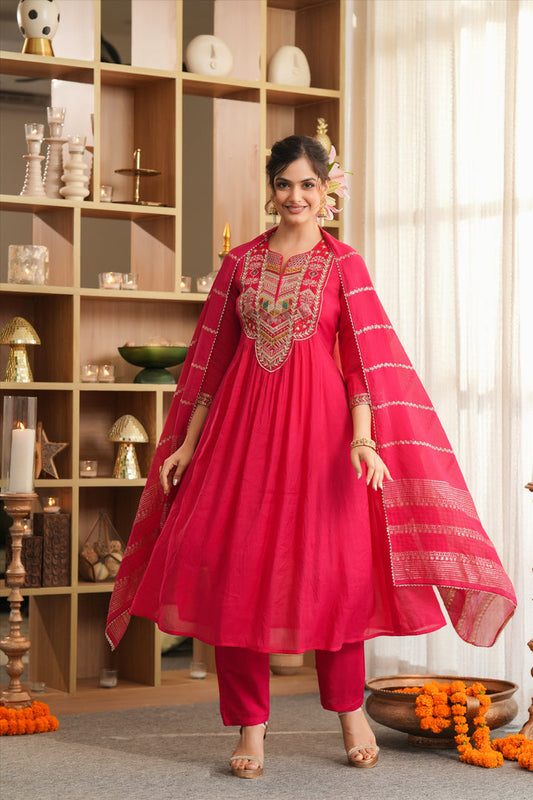 Red Mul Chanderi ThreadâEmbroidered Anarkali Suit Set