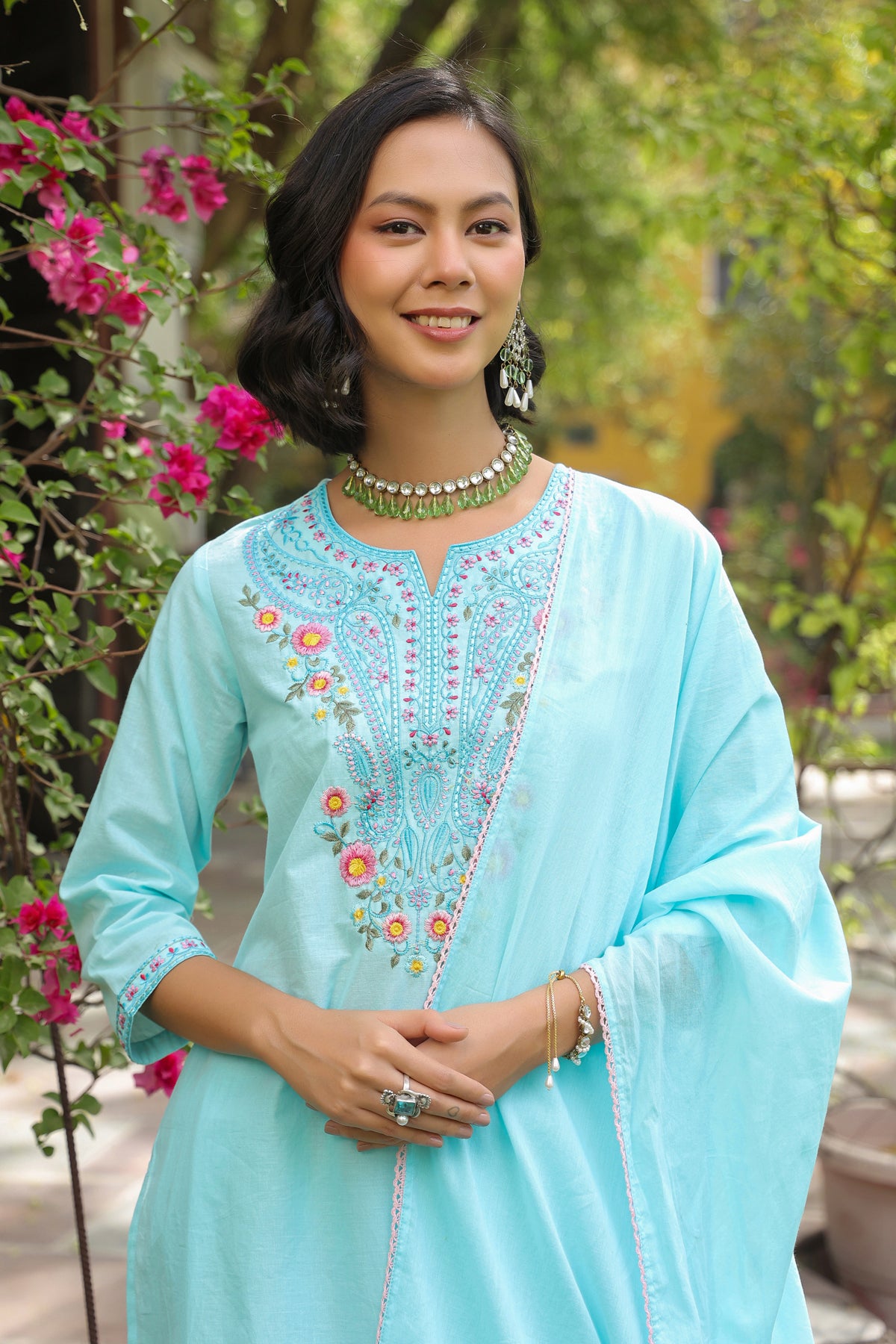 Soft firogi Bue Thread‑Embroidered Suit Set