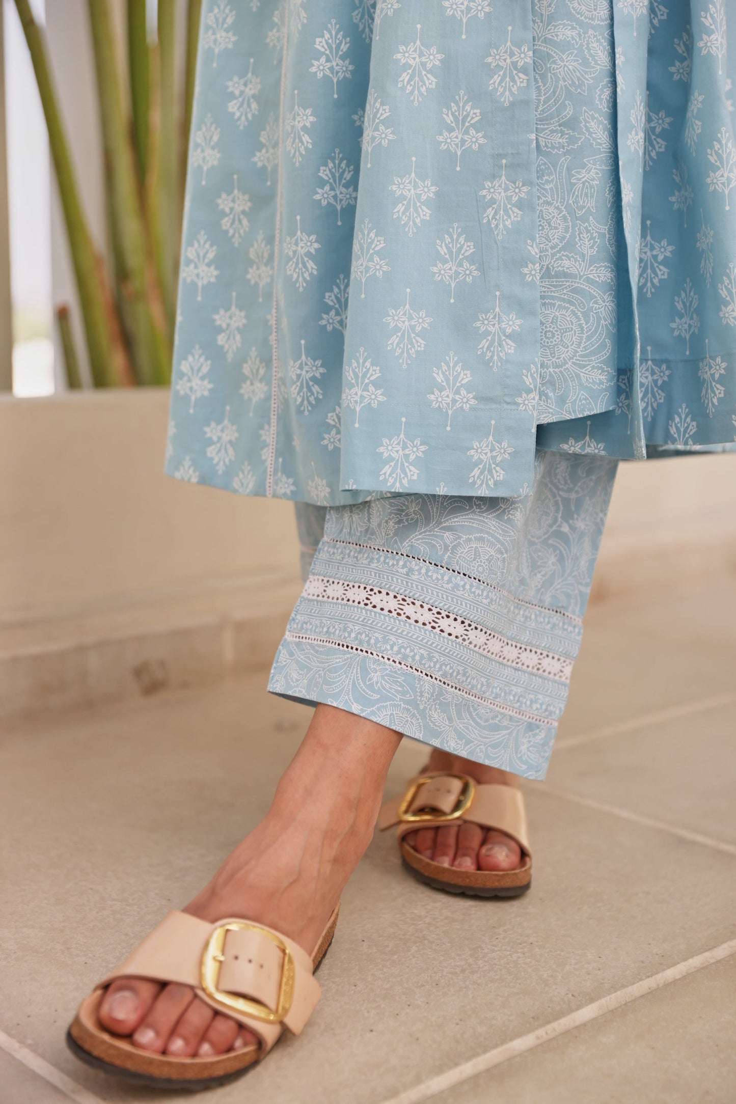 Blue Double-Layer Front‑Open Chunakhari Printed Kurta Set
