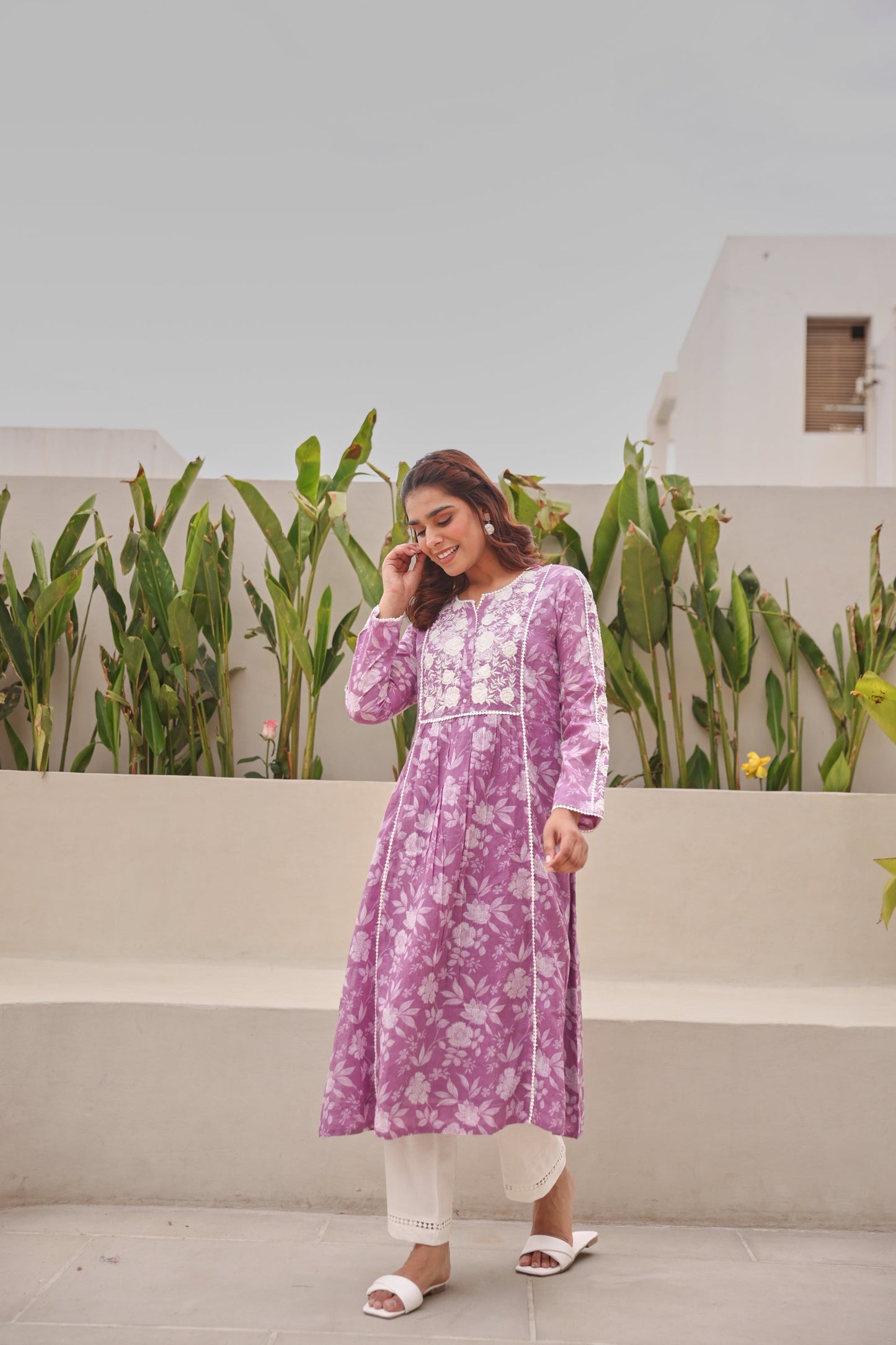 Lavender Floral Printed Mulmul Kurta and Pant with Lucknowi Embroidery
